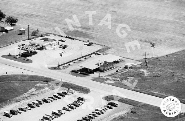 A&W Restaurant - Ithaca - 1110 E Washington Rd 2